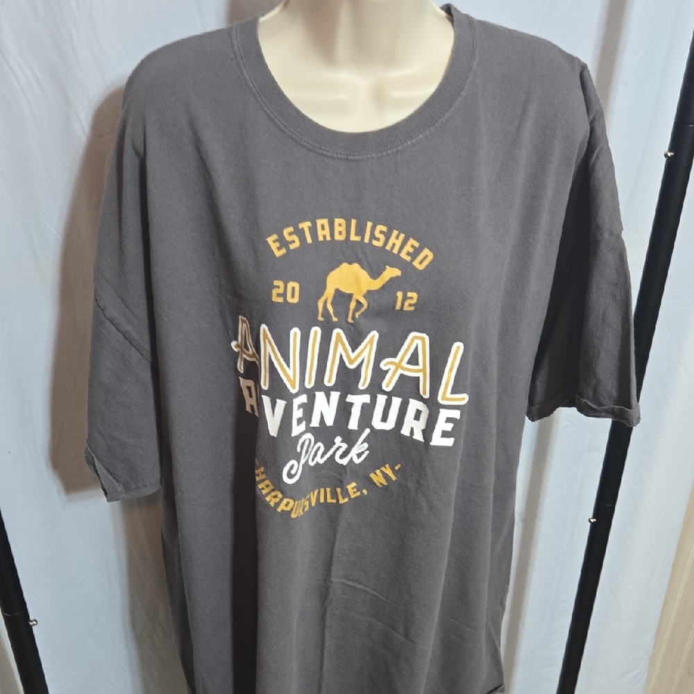 Animal Adventure Park Gray Graphic T-Shirt